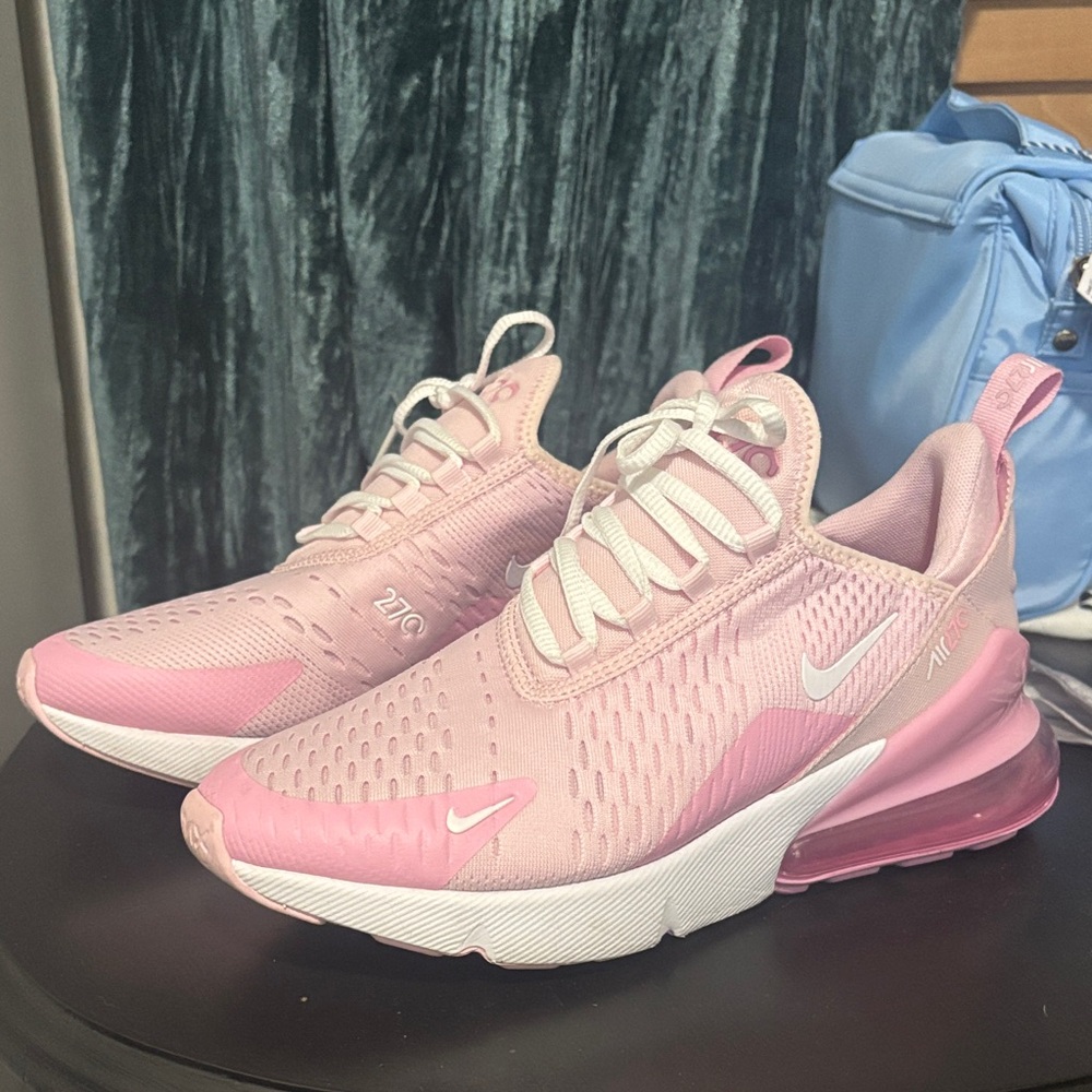 Nike Women's Air Max 270 Pink Sneakers